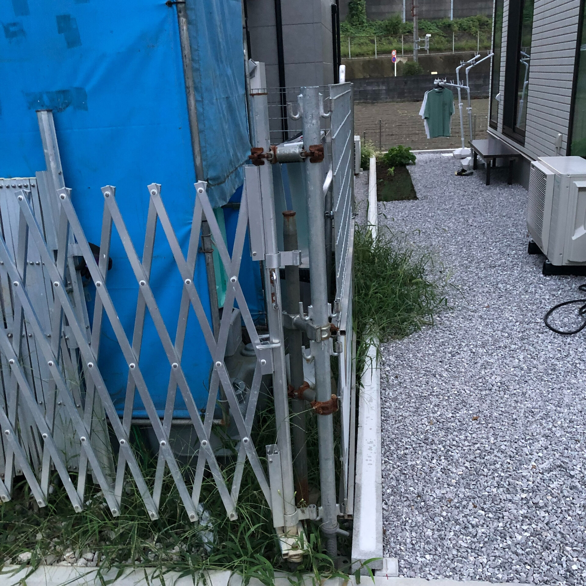 防草シート＋砂利は、雑草対策としてコストと効果のバランスに優